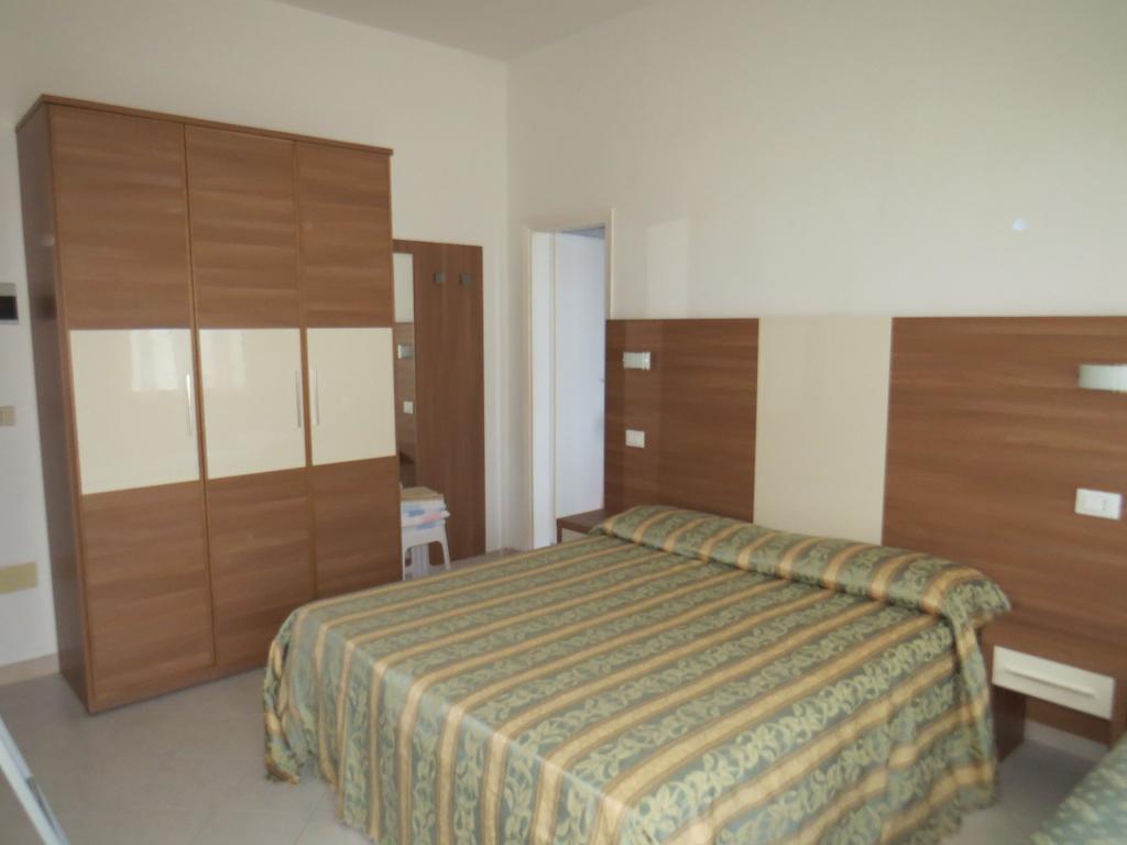 Hotel Vallechiara ลิโด ดิ ซาวิโอ ห้อง รูปภาพ